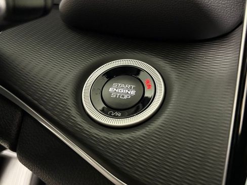 New 2025 Jeep Grand Cherokee L Altitude image 24