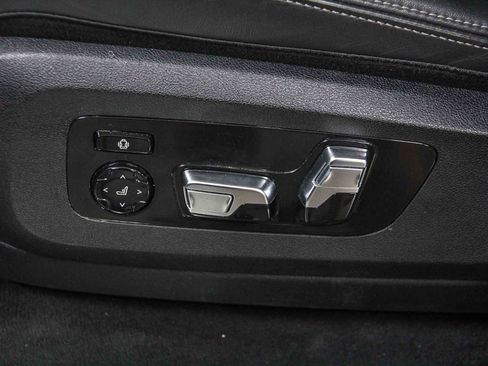 Certified 2023 BMW X7 xDrive40i w/ M Sport Package AWD/4WD image 22