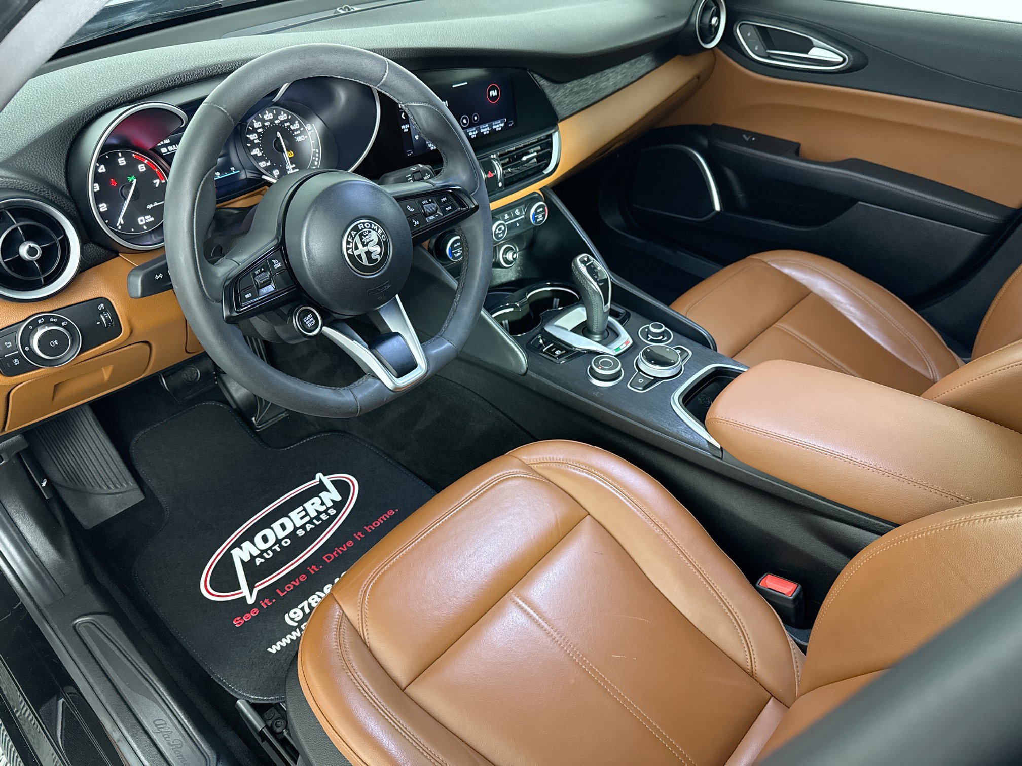 Used 2020 Alfa Romeo Giulia AWD w/ Cold Weather Package image 38