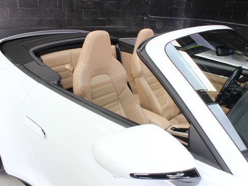 Used 2022 Porsche 911 Carrera S image 62