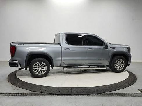 Used 2024 GMC Sierra 1500 SLT AWD/4WD image 8