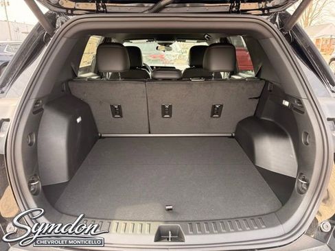 New 2026 Chevrolet Equinox LT w/ Convenience Package II image 11