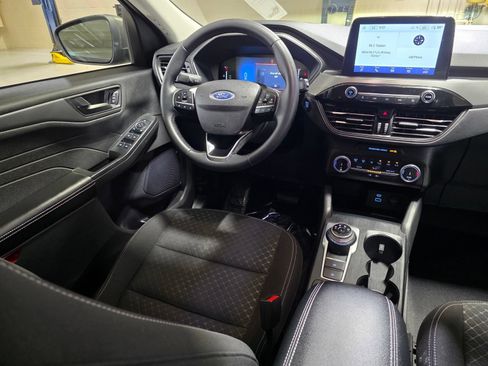Used 2023 Ford Escape Active FWD image 19