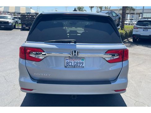 Used 2018 Honda Odyssey EX-L image 4