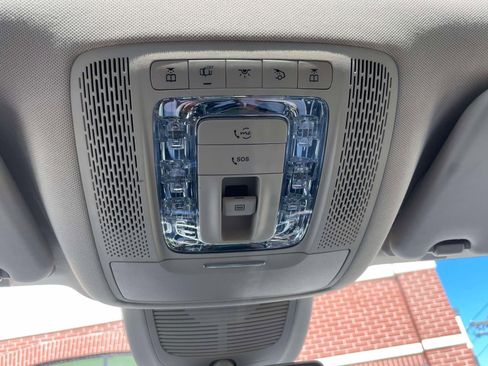 Used 2020 Mercedes-Benz GLE 350 4MATIC image 32