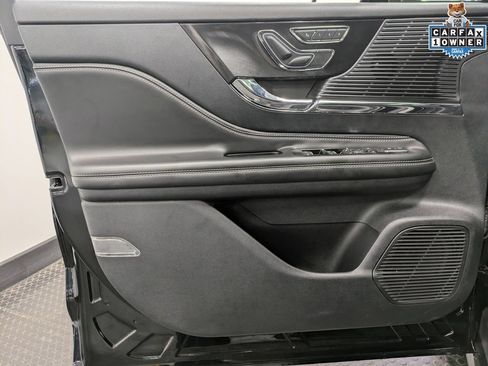 Certified 2022 Lincoln Corsair Reserve AWD/4WD image 10