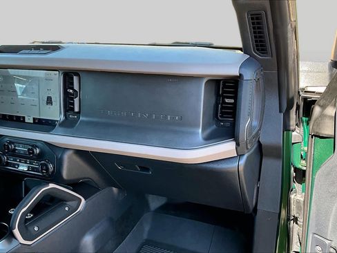 Used 2024 Ford Bronco Big Bend AWD/4WD image 19