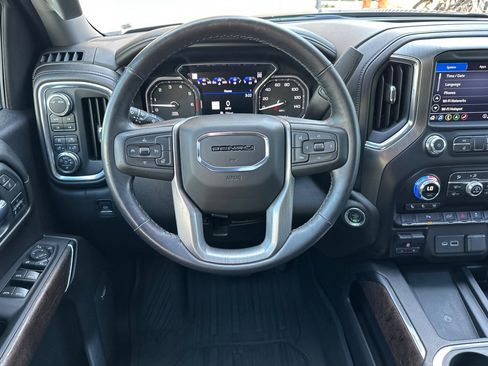 Used 2021 GMC Sierra 1500 Denali w/ Denali Premium Package AWD/4WD image 13