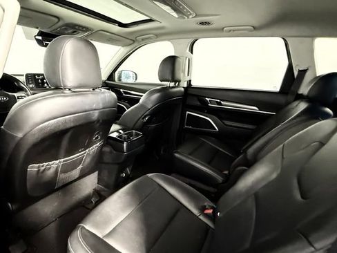 Used 2021 Kia Telluride S FWD image 25