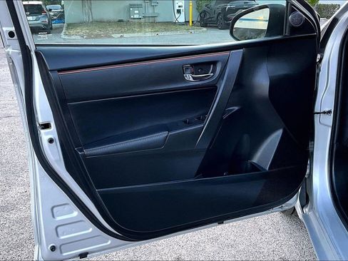 Used 2017 Toyota Corolla SE w/ Protection Package FWD image 20