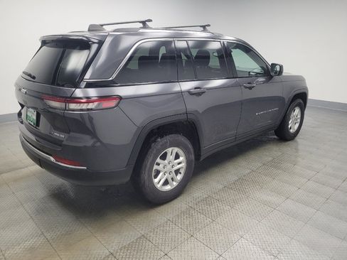 Used 2023 Jeep Grand Cherokee Laredo image 10