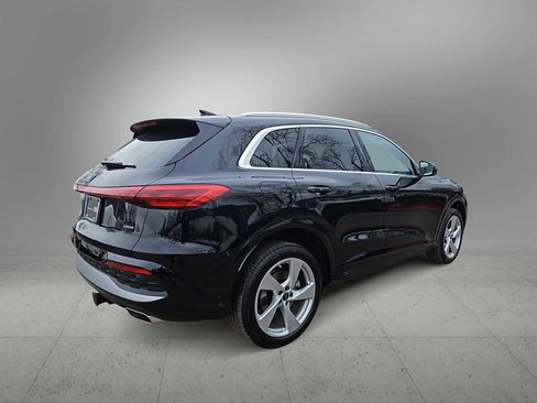 Certified 2025 Audi Q5 Premium Plus w/ Premium Plus image 8