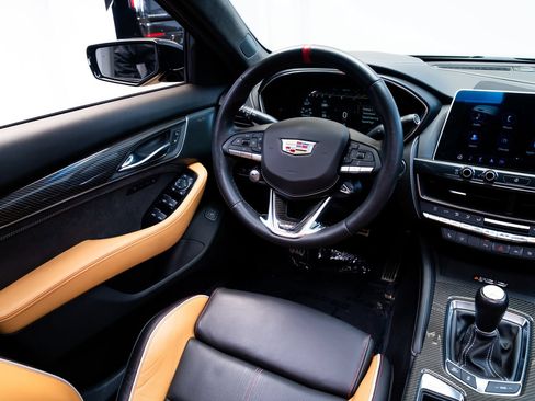 Used 2022 Cadillac CT5 V Blackwing RWD image 9
