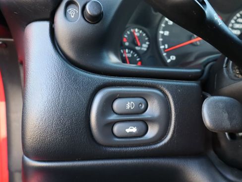 Used 2000 Chevrolet Corvette Convertible image 15