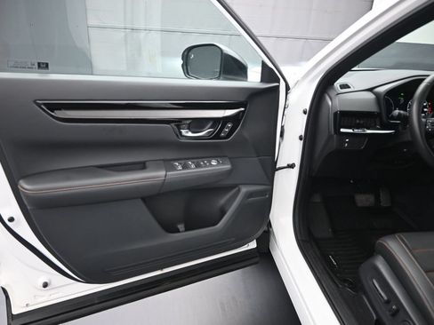 Used 2025 Honda CR-V Sport Touring image 13