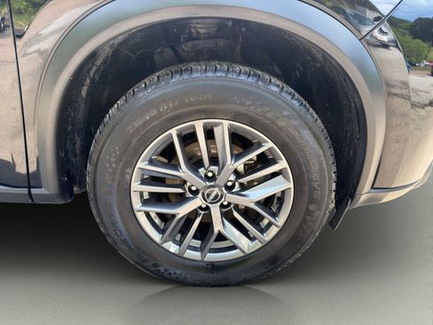Used 2024 Nissan Rogue S AWD/4WD image 24