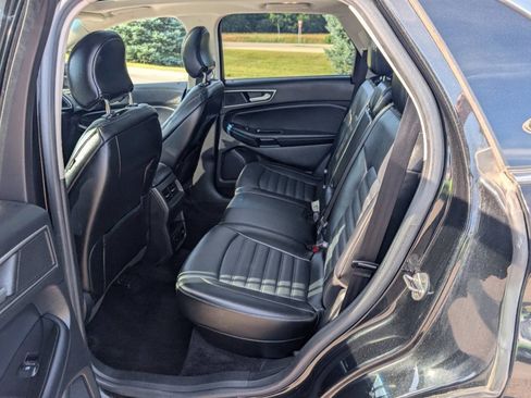 Used 2015 Ford Edge SEL w/ Equipment Group 201A AWD/4WD image 14