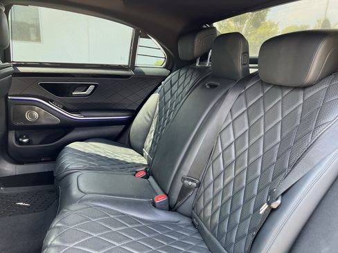 Used 2023 Mercedes-Benz S 500 4MATIC image 33