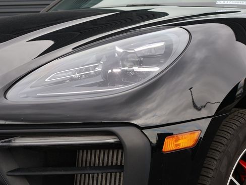 Certified 2023 Porsche Macan S image 13