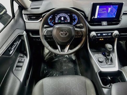Used 2025 Toyota RAV4 XLE w/ Convenience Package AWD/4WD image 23