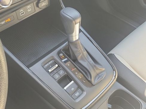 Used 2025 Honda CR-V EX image 30