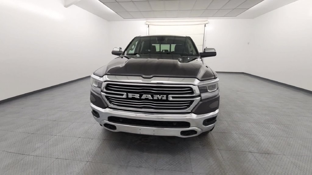 Used 2019 RAM 1500 Laramie AWD/4WD image 2