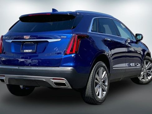 Used 2025 Cadillac XT5 Premium Luxury w/ LPO, Floor Liner Package AWD/4WD image 13