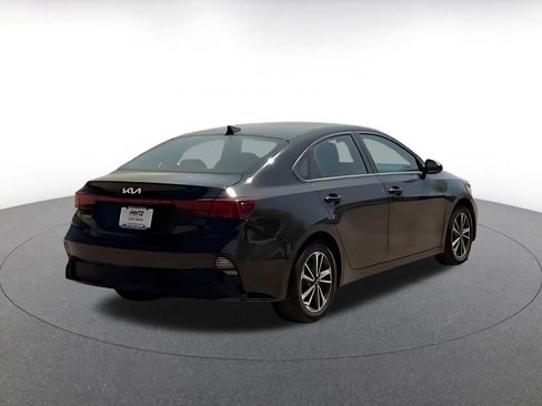 Used 2024 Kia Forte LXS image 16