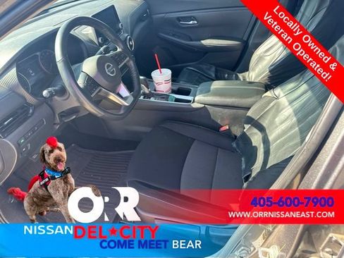 Used 2021 Nissan Sentra SV FWD image 3