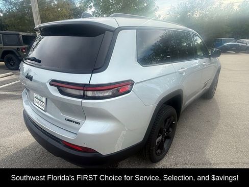 New 2025 Jeep Grand Cherokee L Limited w/ Black Appearance Package image 7