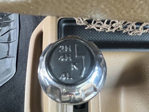 Used 2015 Jeep Wrangler Unlimited Sahara w/ Dual Top Group image 17