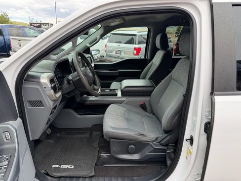 Used 2021 Ford F150 XLT AWD/4WD image 11