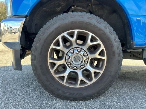 Used 2020 Ford F250 Lariat w/ Lariat Value Package image 7