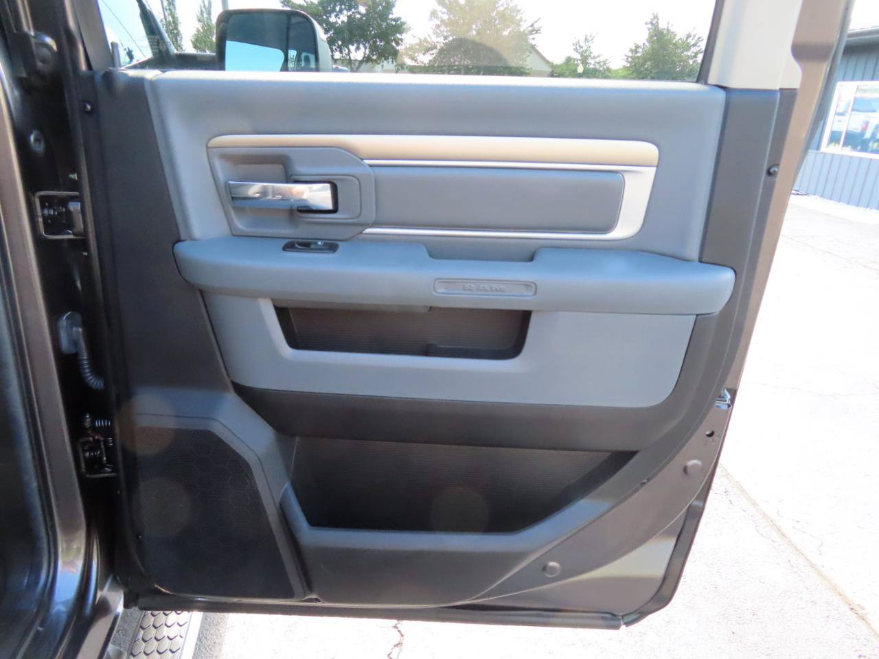 Used 2014 RAM 2500 Big Horn RWD image 44
