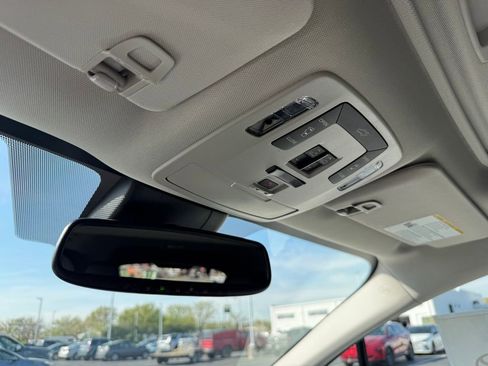 New 2026 Toyota Sienna XLE image 29