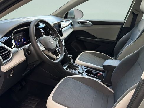 New 2026 Volkswagen Taos SE AWD/4WD image 30