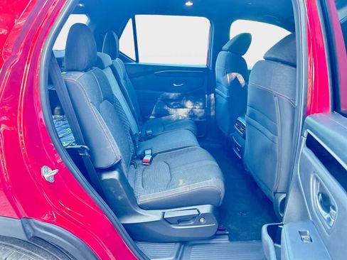 Certified 2023 Honda Pilot Sport image 13