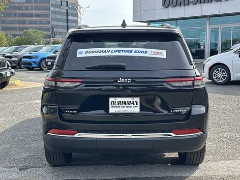Used 2023 Jeep Grand Cherokee Limited AWD/4WD image 4