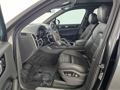 Used 2020 Porsche Cayenne AWD/4WD image 20