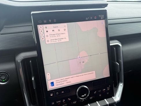 Used 2025 GMC Acadia Elevation image 23