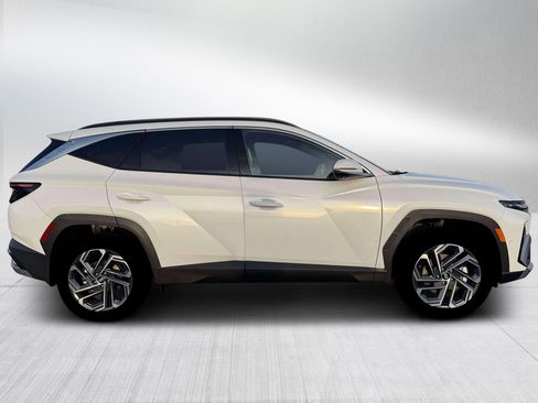 New 2026 Hyundai Tucson Limited image 9