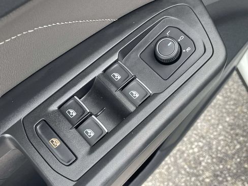Certified 2023 Volkswagen Atlas SE FWD image 19
