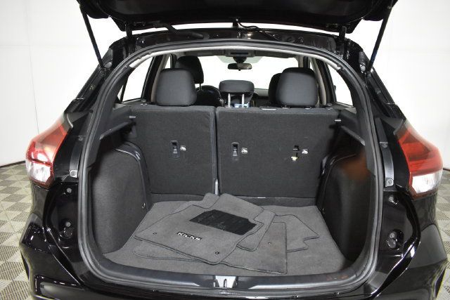 Used 2024 Nissan Kicks S FWD image 27
