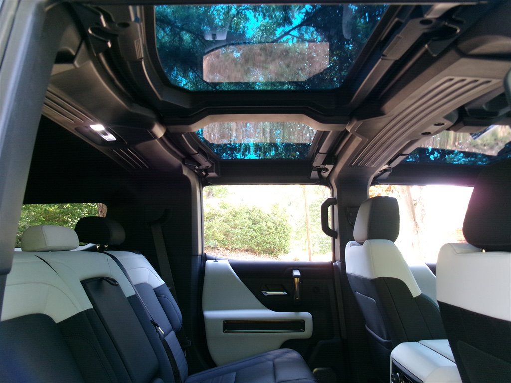 Used 2024 GMC Hummer EV 2X AWD/4WD image 31