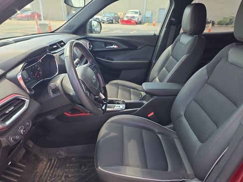 Used 2023 Chevrolet TrailBlazer RS FWD image 13