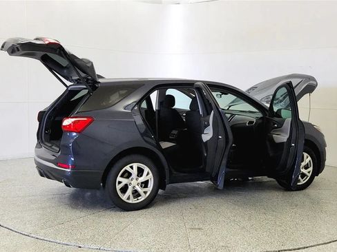 Used 2018 Chevrolet Equinox LT AWD/4WD image 12