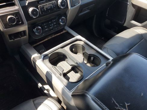 Used 2019 Ford F450 Lariat w/ Lariat Value Package AWD/4WD image 30