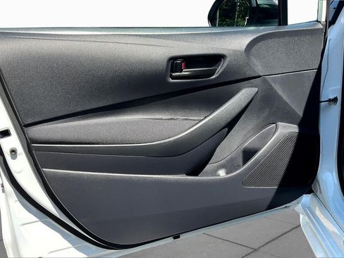 Used 2026 Toyota Corolla LE FWD image 21