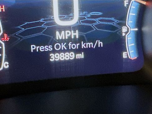 Used 2025 Jeep Compass Limited image 19