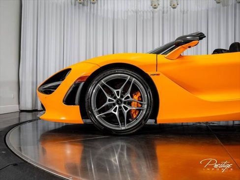 Used 2020 McLaren 720S Performance RWD image 18